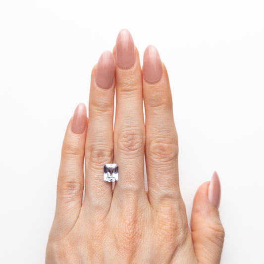 Saphir bleu pâle rectangulaire Barion – 2,33 ct