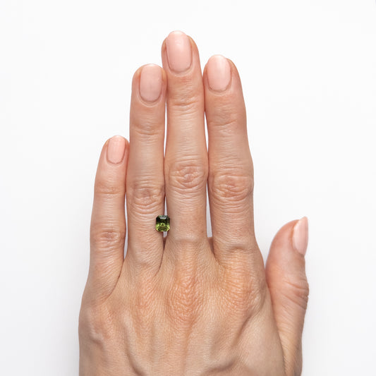 Saphir Vert Taille Barion Non Traité de 0.95ct