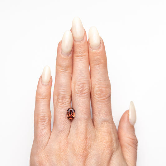 Saphir Brun Rougeâtre Non Chauffé, Taille Ovale – 2,16 ct