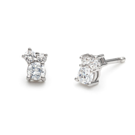 Asymmetric cluster diamond studs