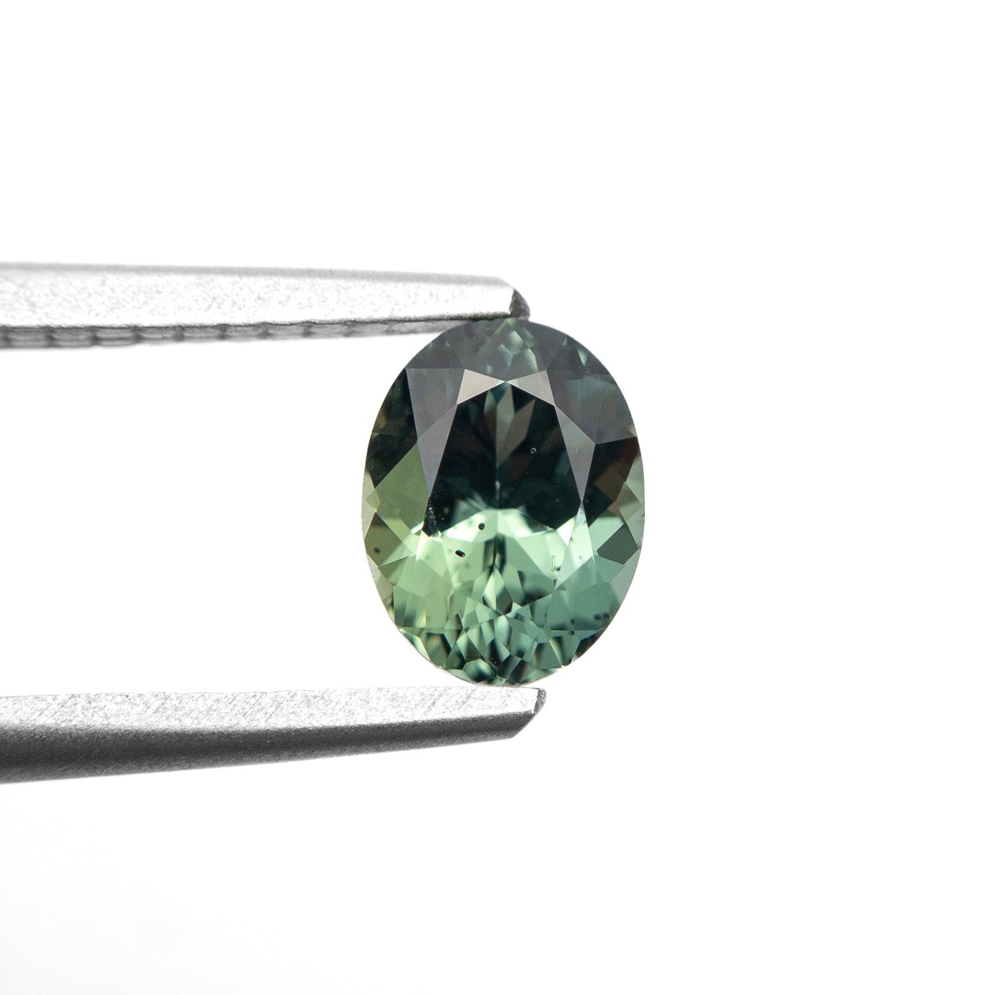Saphir Ovale Bleu-Vert de 0.95ct, Provenant de Songea, Tanzanie