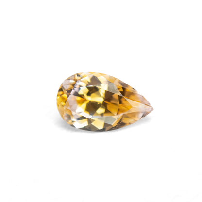 0.62ct Pear Shaped Orangy-Pink Sapphire from Montana