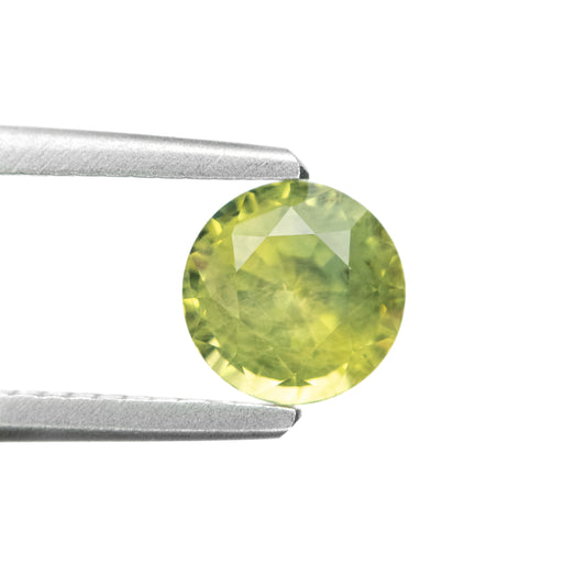 1.35ct Light Yellowish-Green Round Sapphire from Madagascar