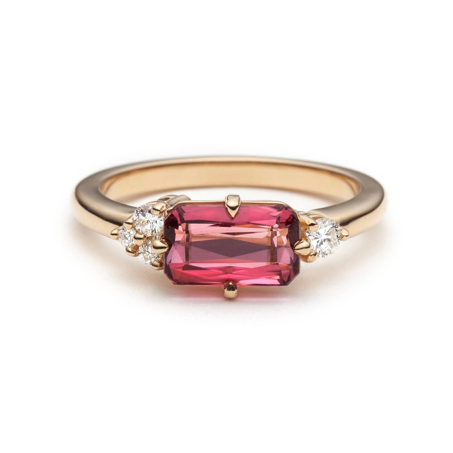 Bague unique asymmétrique avec tourmaline rose et diamants