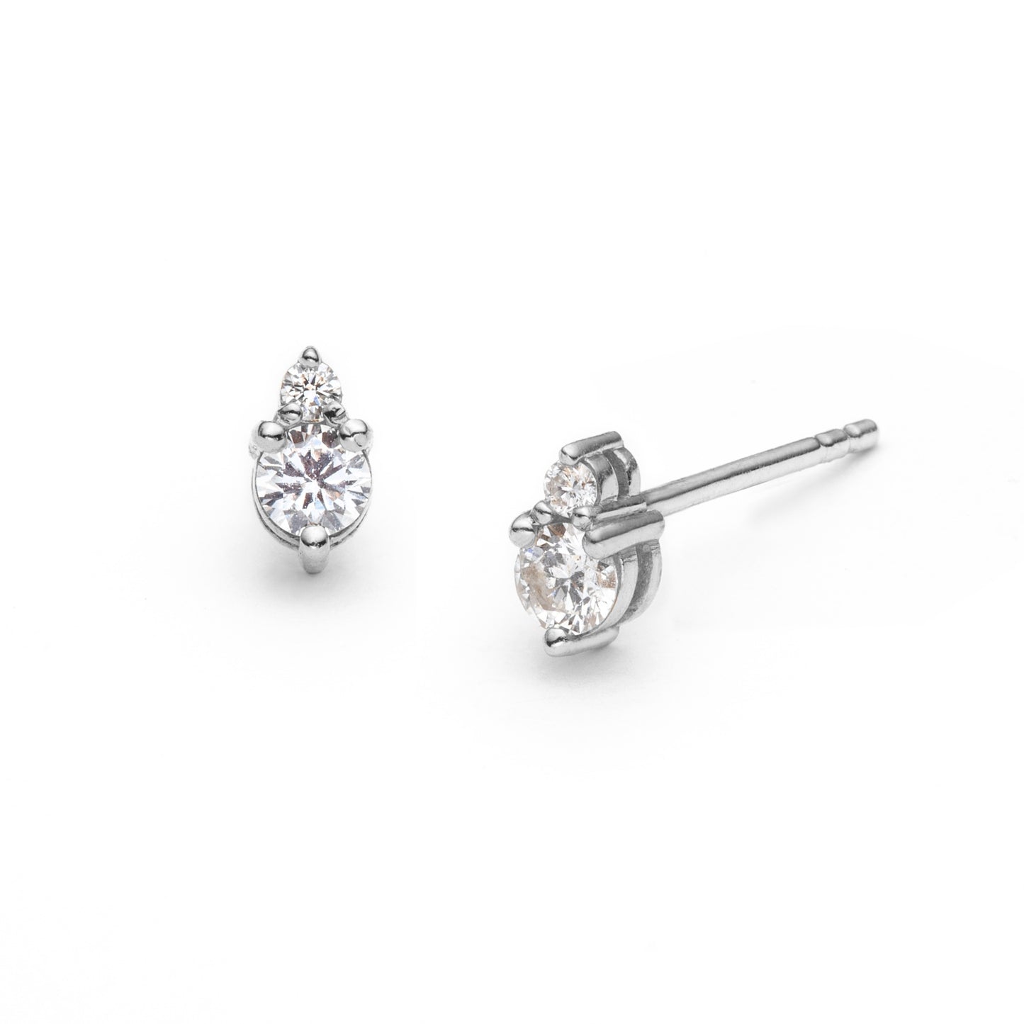 Boucles d'oreilles toi & moi en diamants