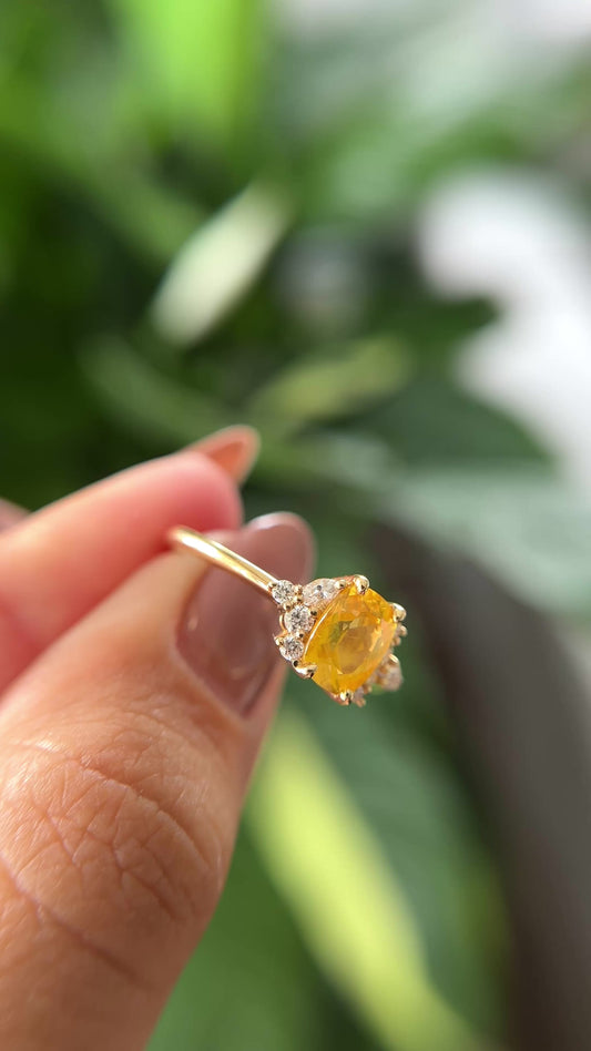 Bague Asymétrique Unique Jaune Opalescent