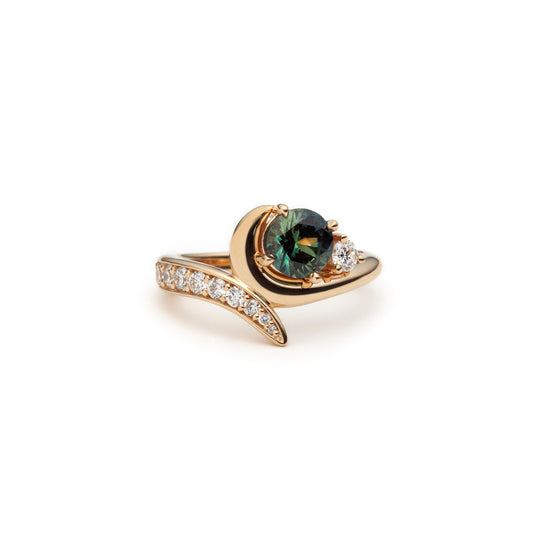 Gold Luxe Sculptural Sapphire and Diamond Ring