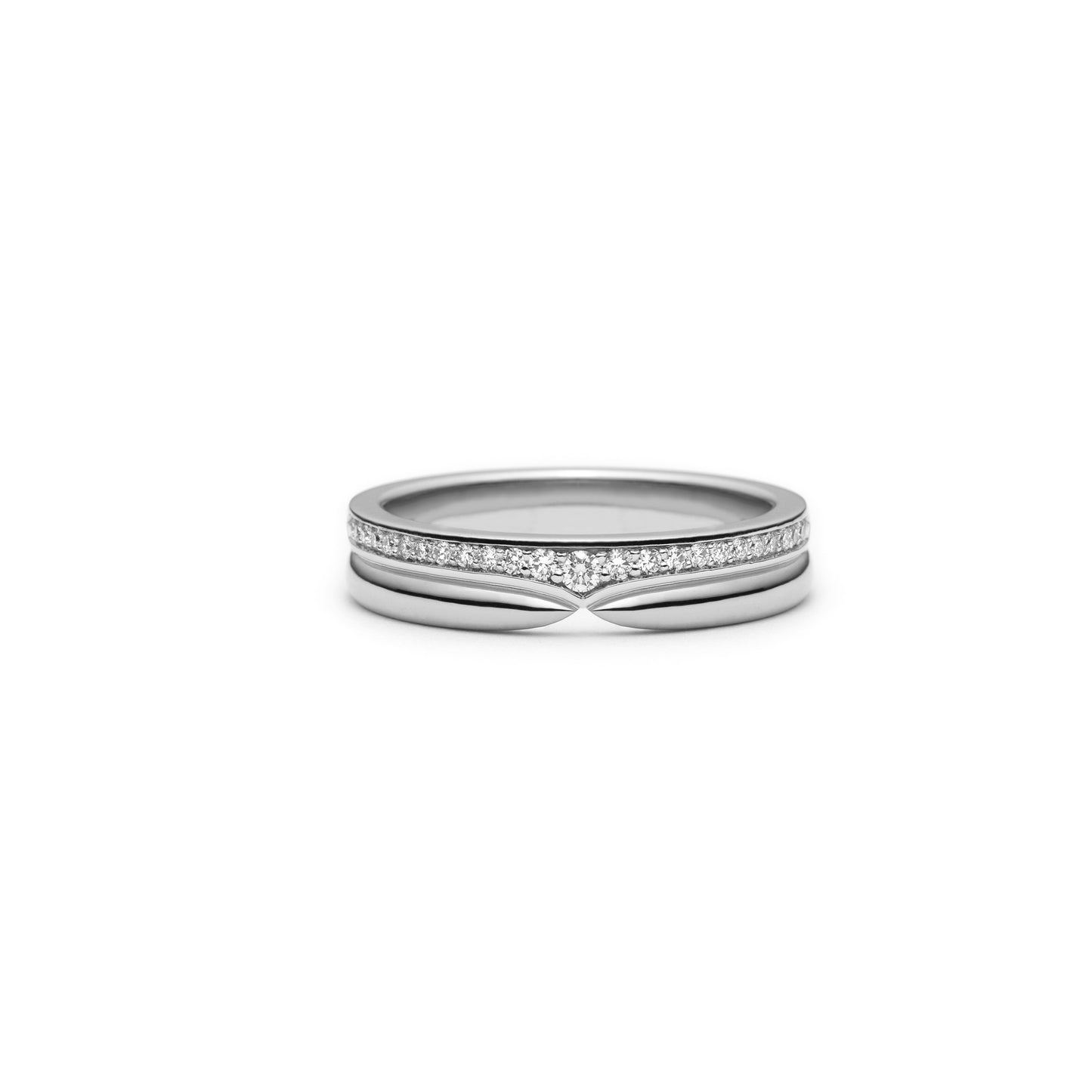 Pinched spiked diamond wedding band
